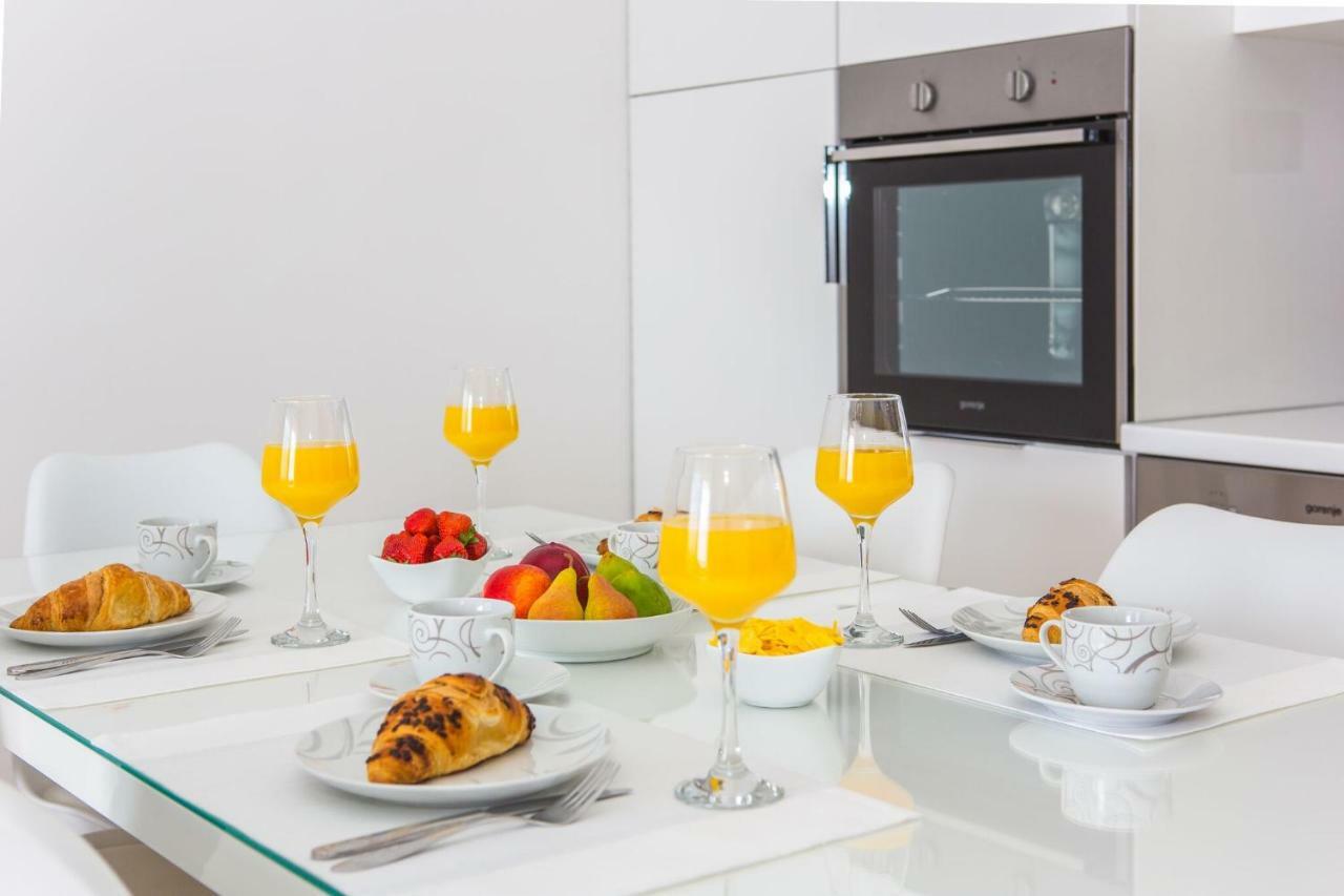 Apartmani Ana Kaštela المظهر الخارجي الصورة