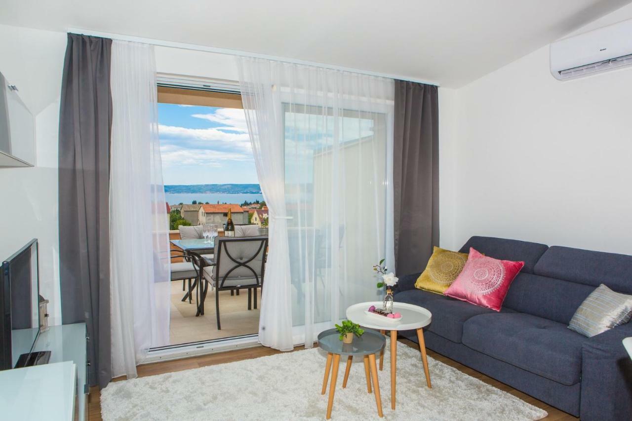 Apartmani Ana Kaštela المظهر الخارجي الصورة